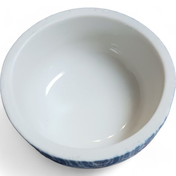 Vintage 1950s Japanese Cobalt Blue Flying Phoenix Ginger Jar with Lid – Ceramic - Picture 10 of 11